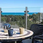 En Con Piscina Privada Y Vistas Al Mar By Family Homes Villa