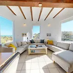 En Con Piscina Privada Y Vistas Al Mar By Family Homes Villa
