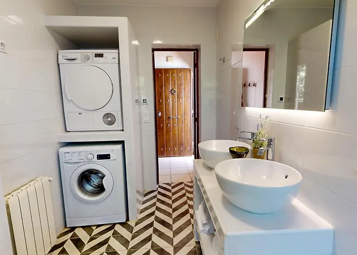 Villa En Denia Con Piscina Privada Y Vistas Al Mar By Family Homes Дения