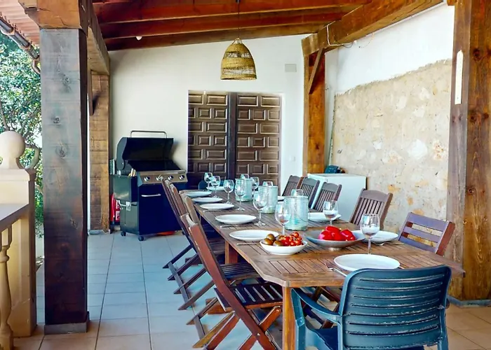 Leon By Family Homes * Denia