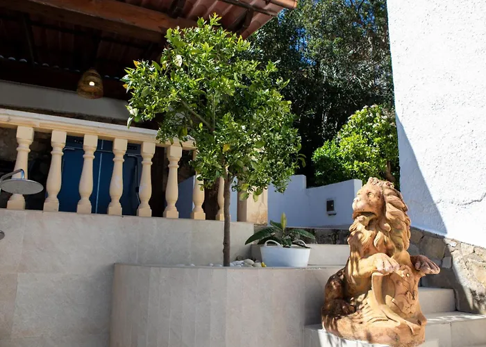 Villa En Denia Con Piscina Privada Y Vistas Al Mar By Family Homes וילה דניה