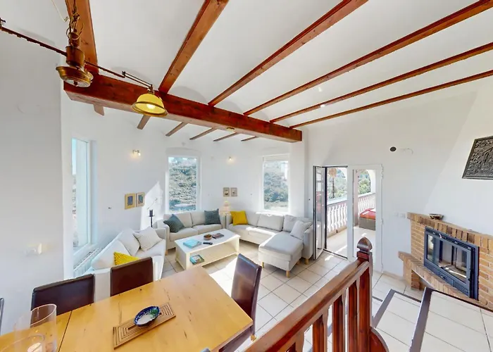 Villa En Denia Con Piscina Privada Y Vistas Al Mar By Family Homes * דניה