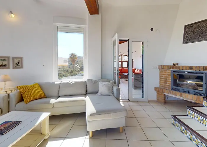 Villa En Denia Con Piscina Privada Y Vistas Al Mar By Family Homes