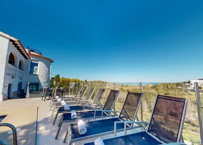 Villa En Denia Con Piscina Privada Y Vistas Al Mar By Family Homes *